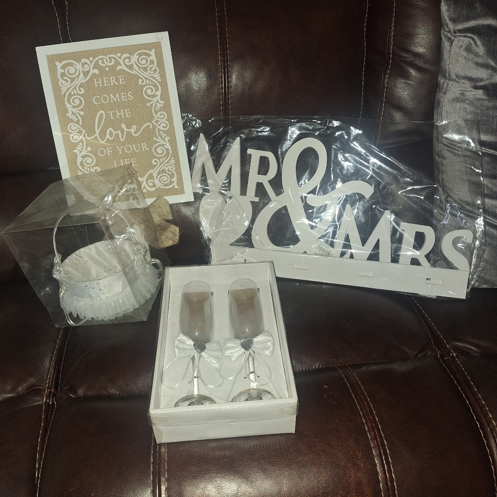 Wedding Sign and supplies